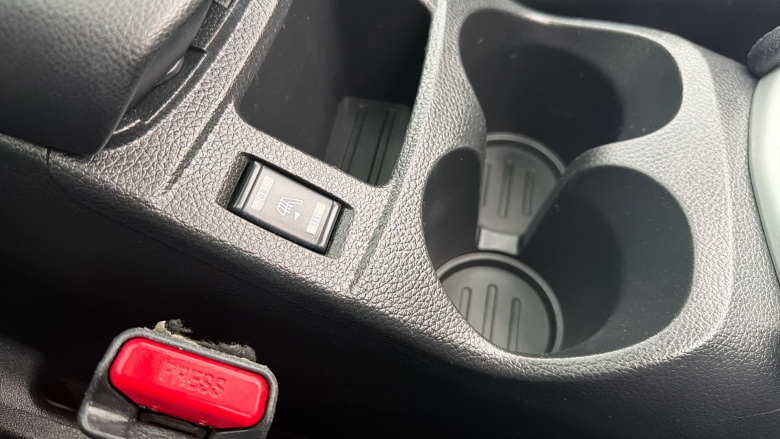 Nissan Qashqai 1.6 dCi Tekna 5dr Xtronic Diesel Hatchback